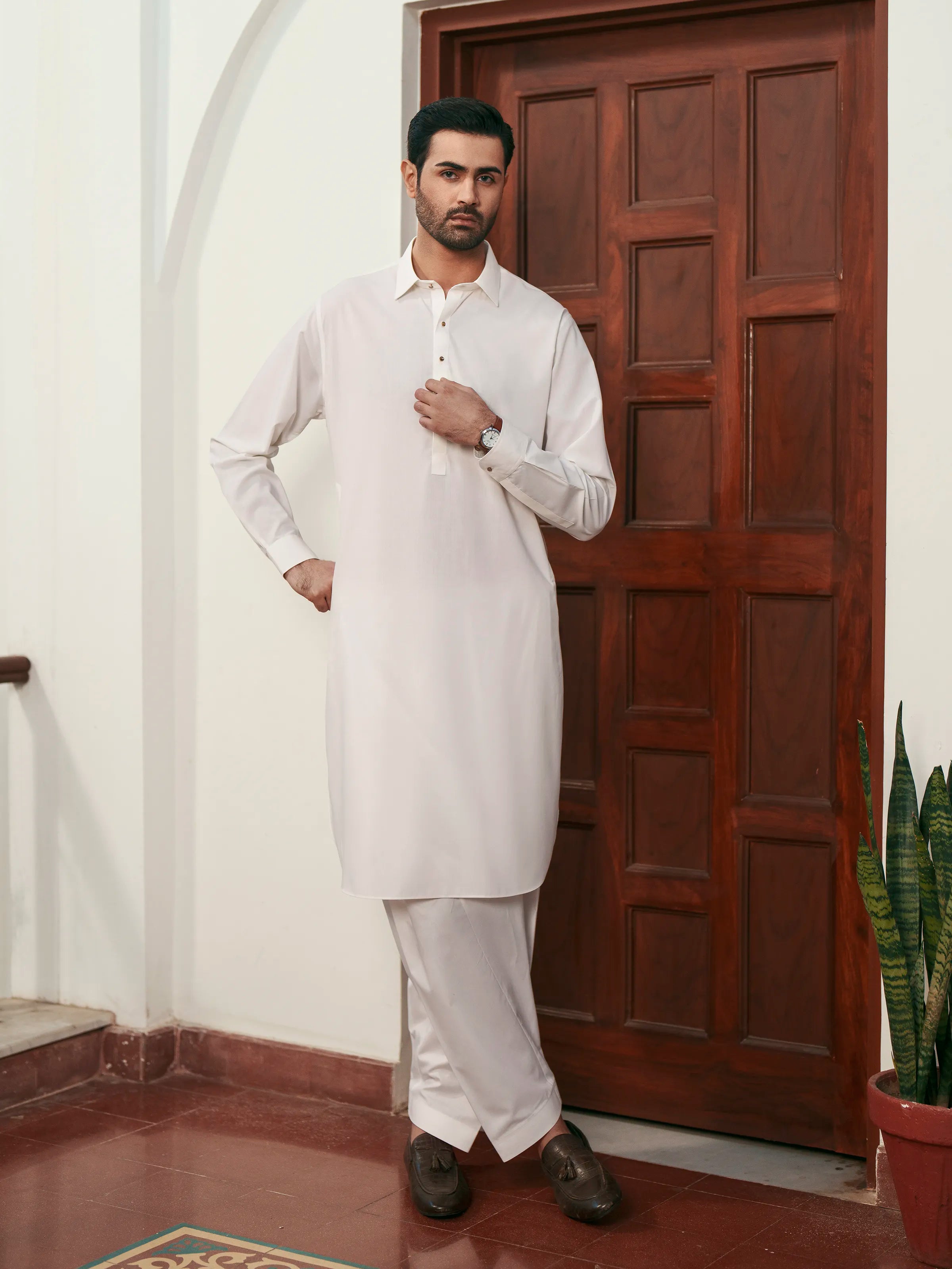 Off White Kurta Pajama Set