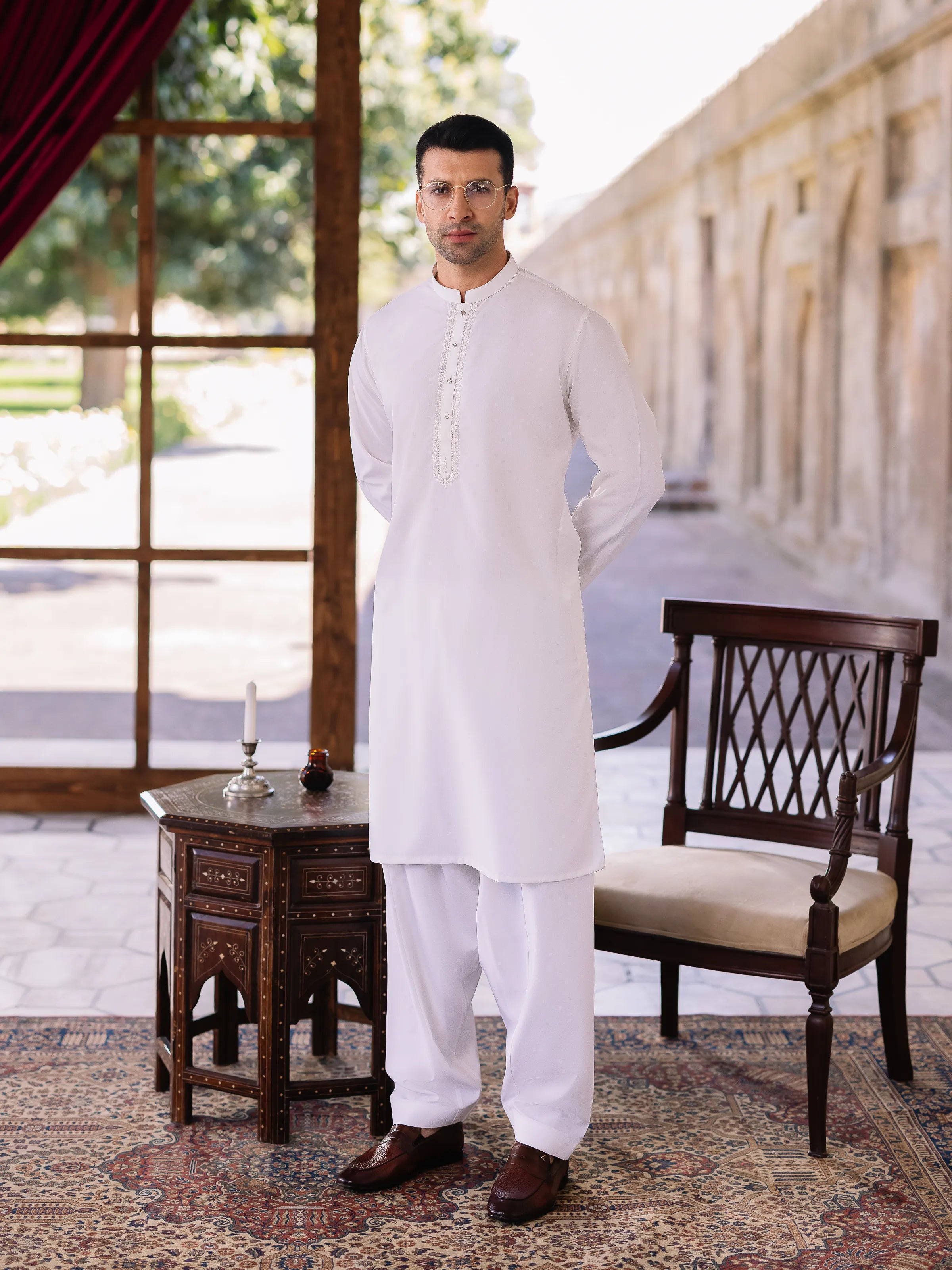 Off White Kurta Pajama Set