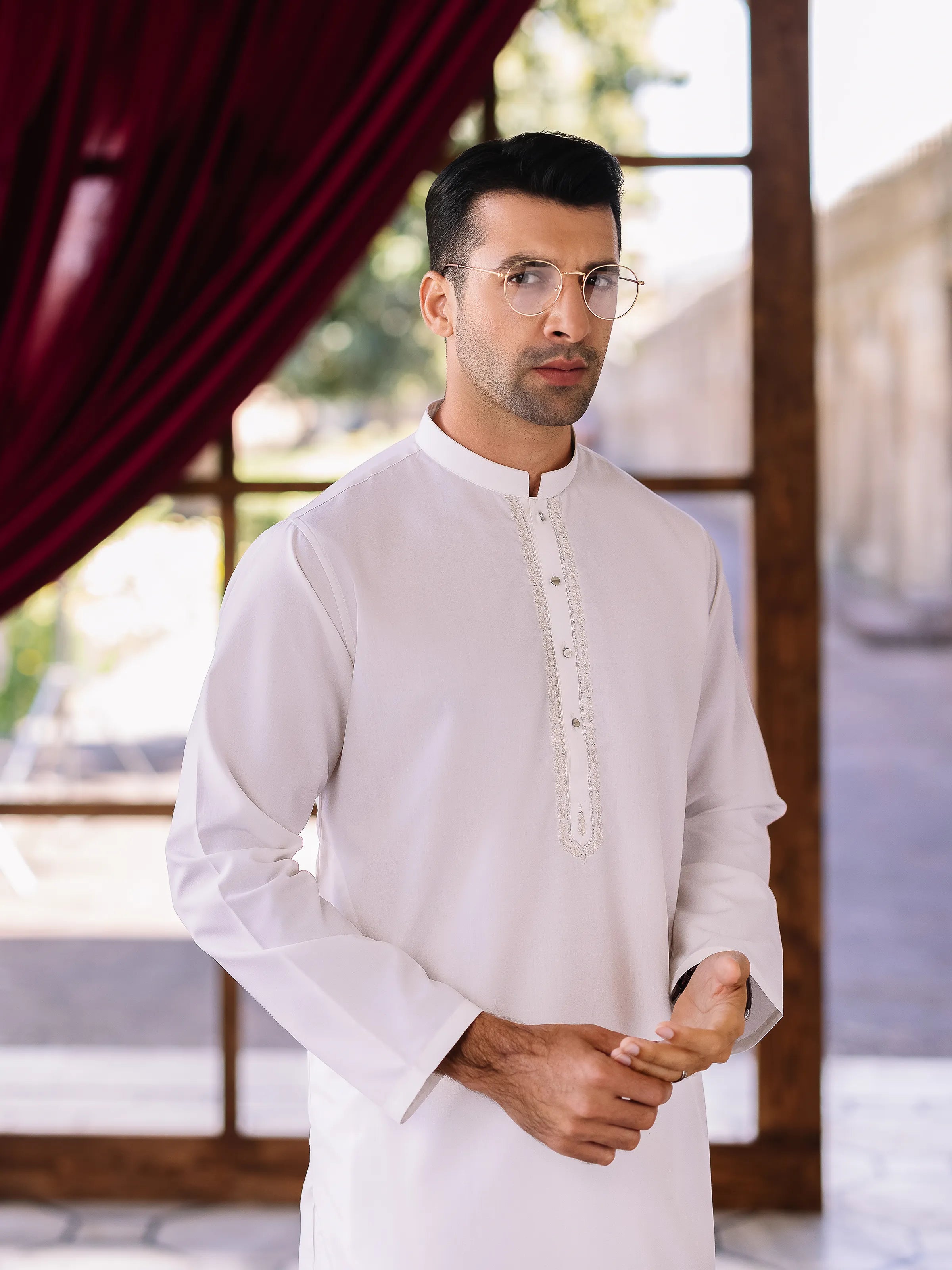 Off White Kurta Pajama Set