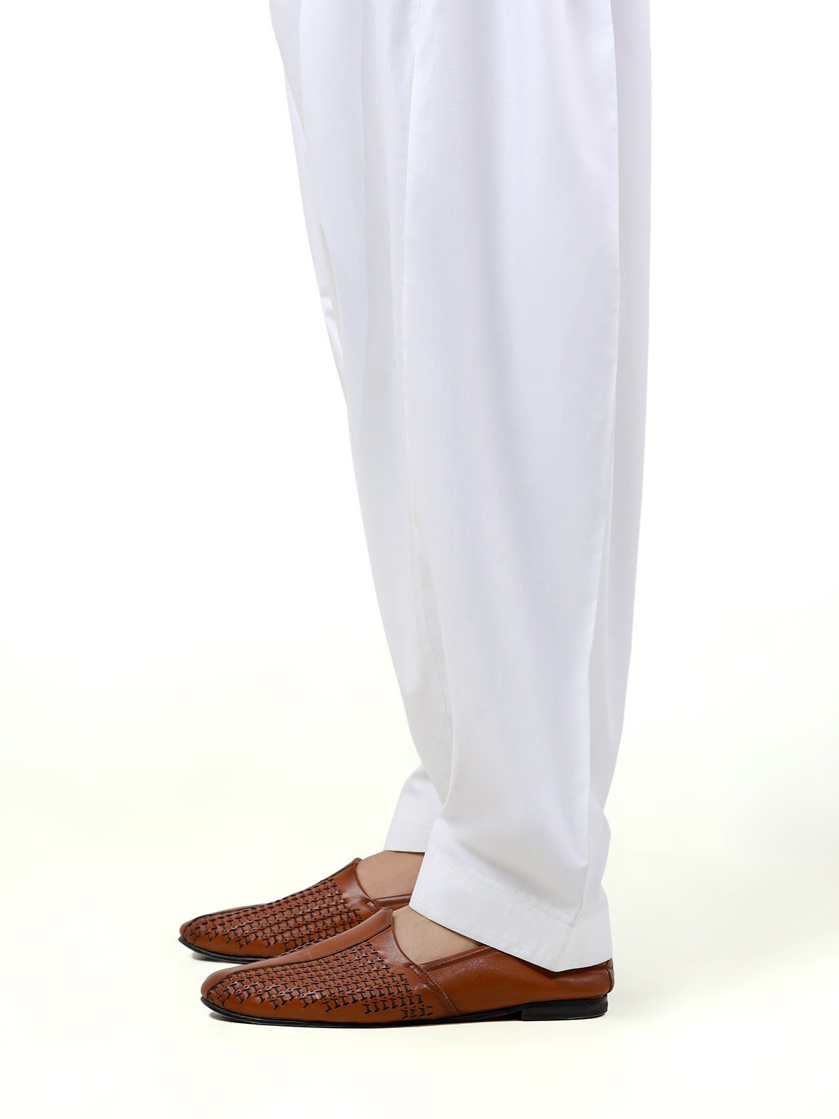White Shalwar